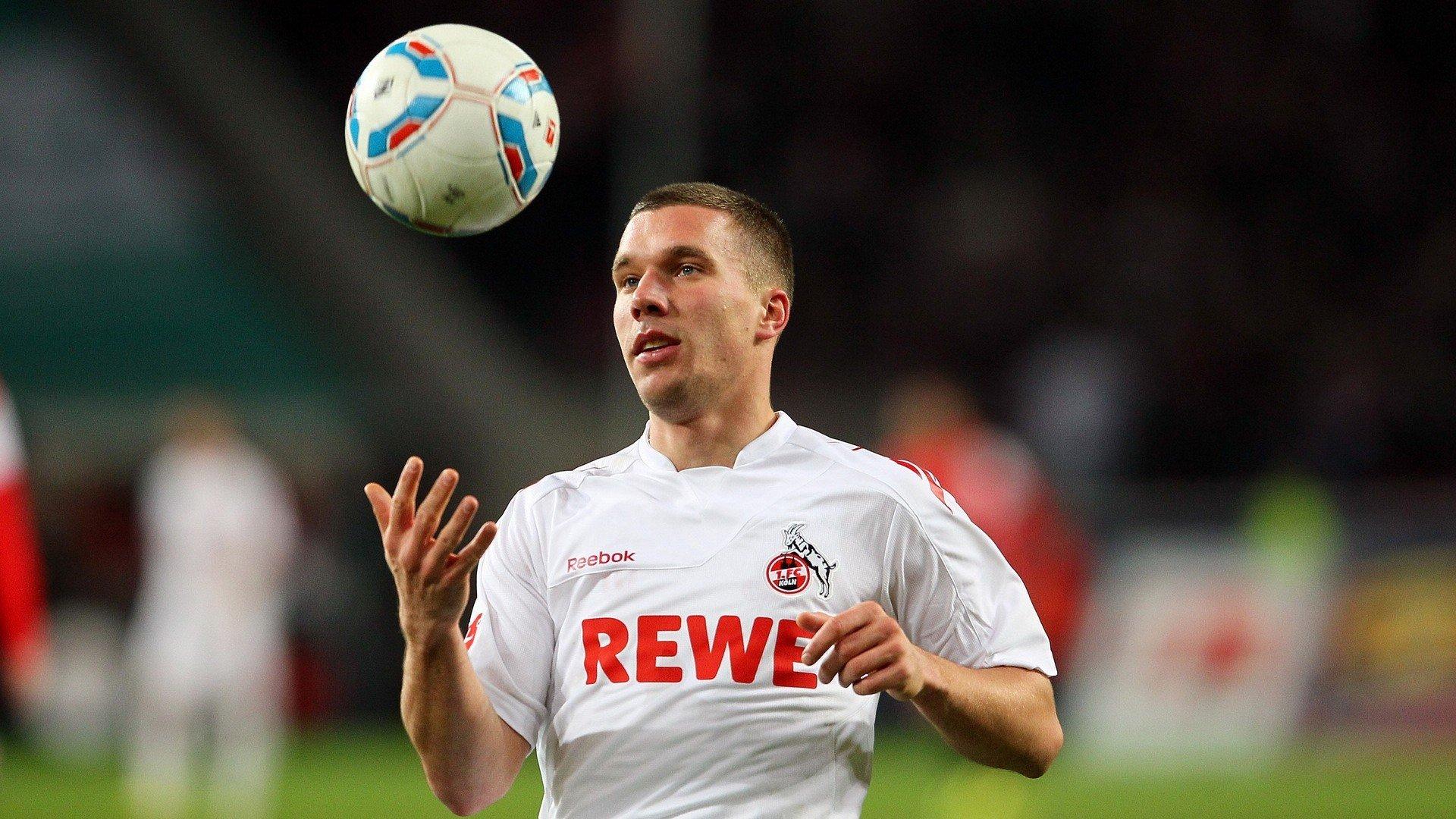 波兰锋线强阵出击世预赛 莱万领衔众将力拼出线资格